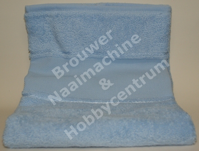 Handdoek met ingeweven aidarand  50 x 100 cm